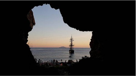 Táboření s dětmi na pláži Kalamita na ostrově Elba. Foto: Archiv La Grace.